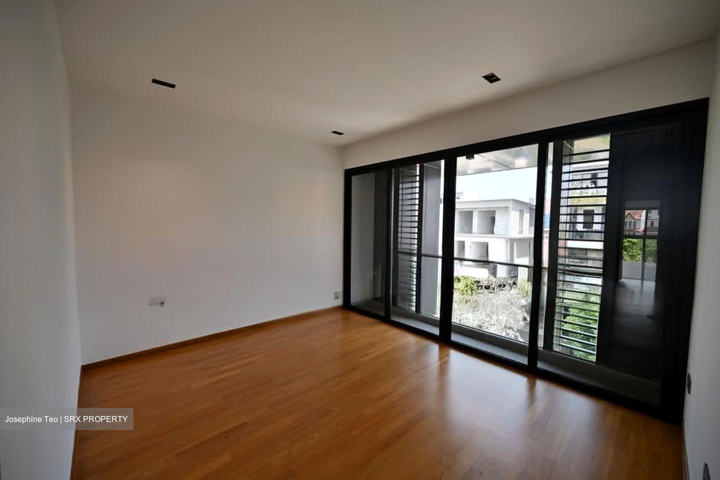 Sembawang Straits Estate (D27), Terrace #609171121